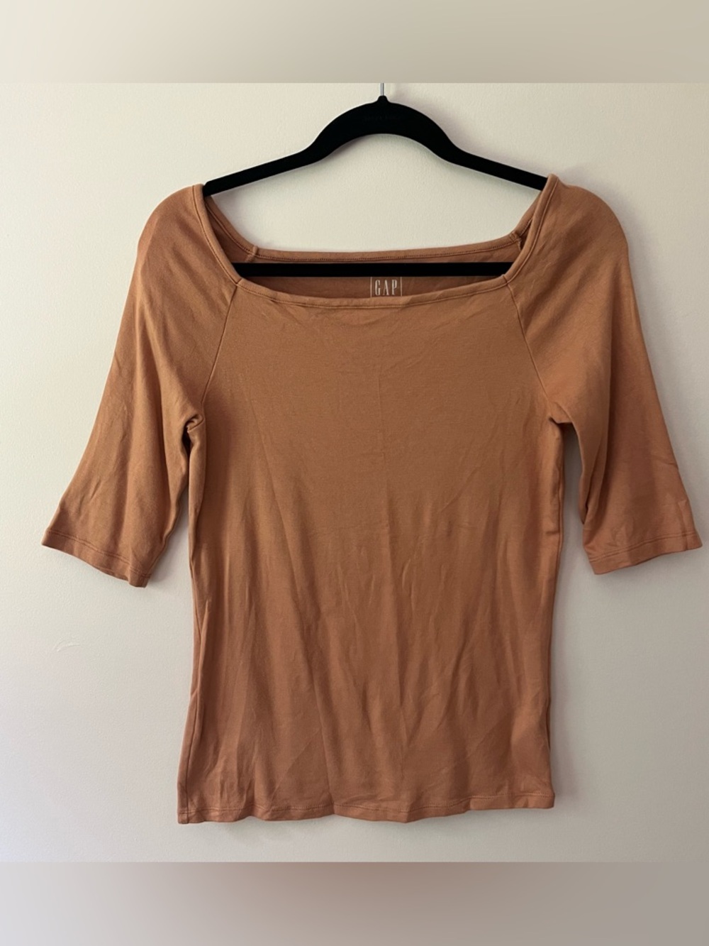 GAP Boatneck 3/4 Sleeve Top Medium TALL Neutral Tan Modern T Elevated Basics